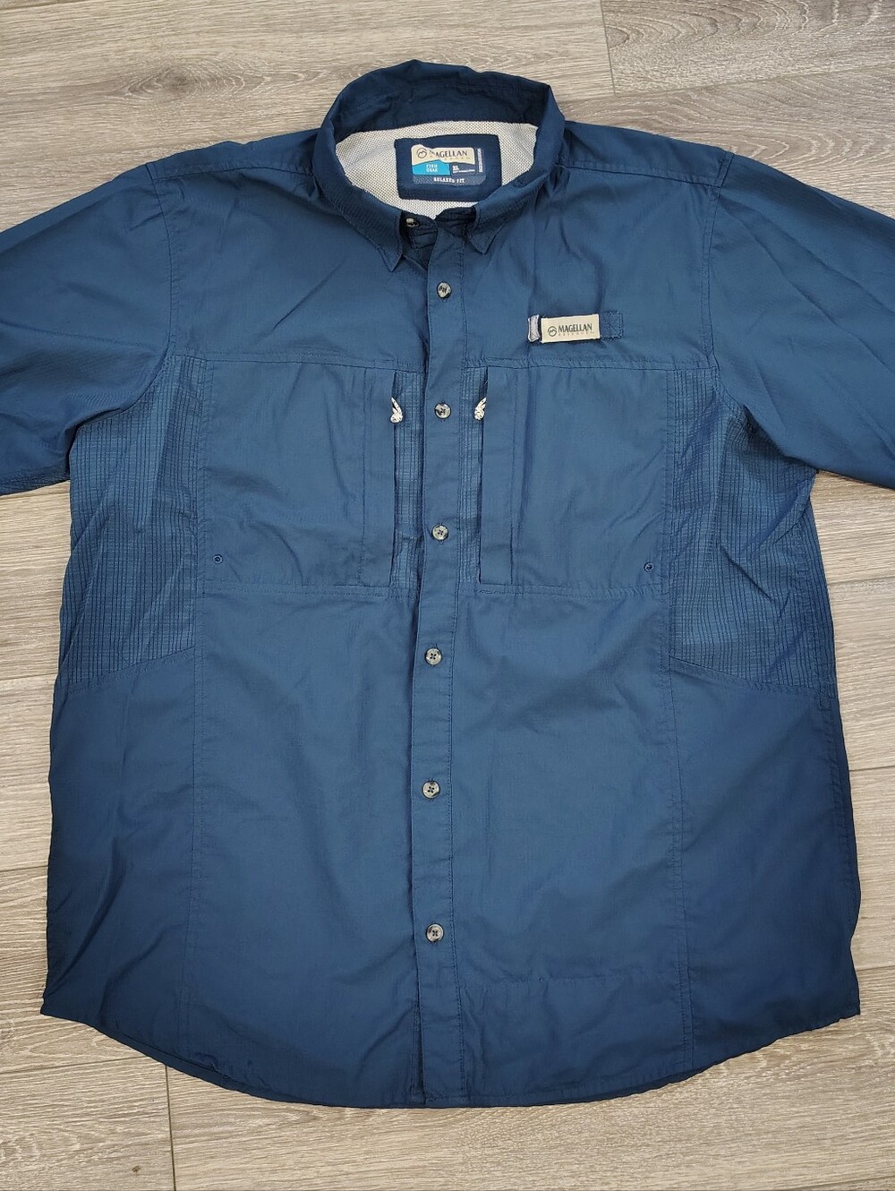 Magellan Outdoors Navy Blue Fishing Shirt with Mesh Lining XL